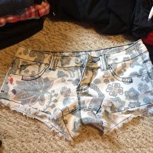 Flower print shorts